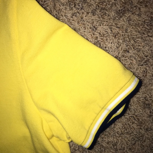 yellow polo shirt - Picture 3 of 5